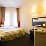 Hotel Optima Dworzec Lviv