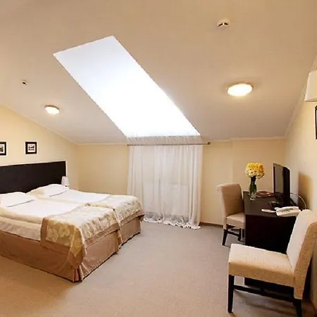 Hotel Optima Dworzec 3*