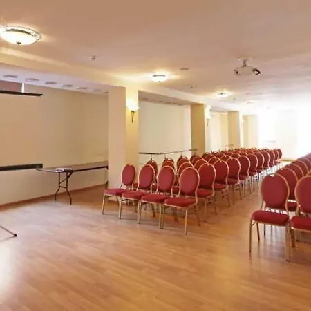 Optima Dworzec Hotel 3*