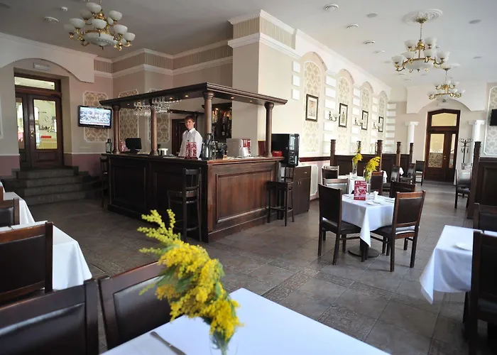 Optima Dworzec Львов