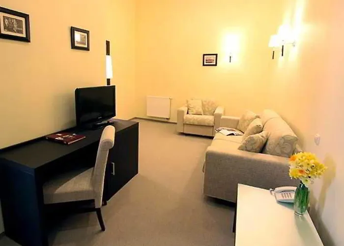 Optima Dworzec Отель